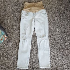 Gap Maternity light wash best girlfriend jeans